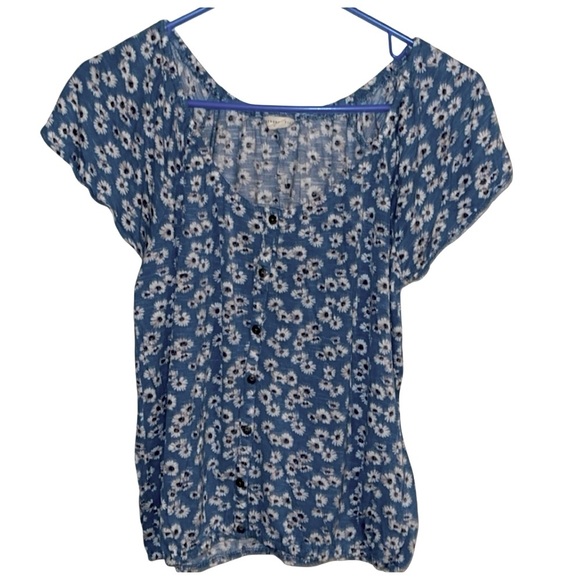 🌹AEROPOSTALE RAYON FLORAL TOP - Picture 1 of 6